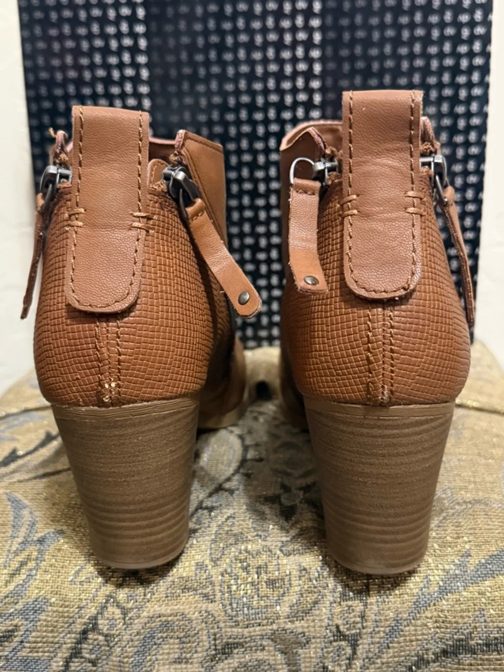 Dolce Vita Tan Ankle Booties with Side Zippers and Block Heel - Picture 3 of 9
